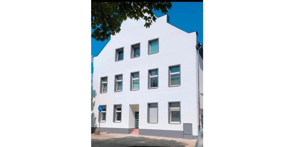 Modernisiertes Mehrfamilienhaus in Bochum-Wattenscheid 30 zimmer
