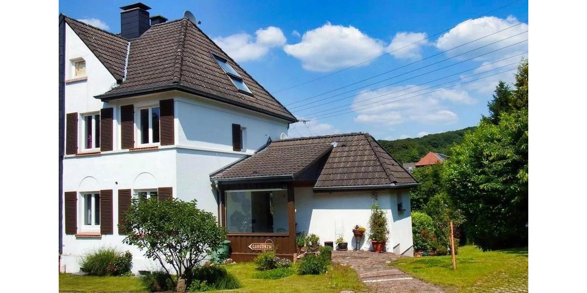 Doppelhaushälfte Essen Stadtbezirk VIII - 4 Zimmer, 127 m&sup2;, 2.150&euro; | Angebot:25657664