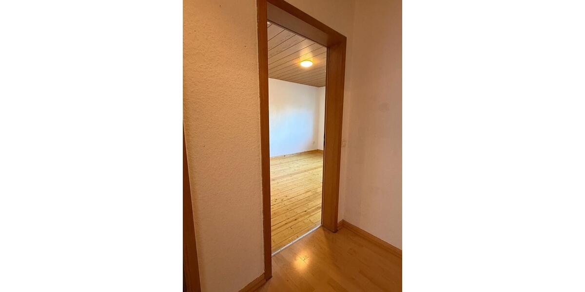 Großzügige 3,5-Zimmer-Wohnung in zentraler Lage von Bochum-Watten 3.5 zimmer