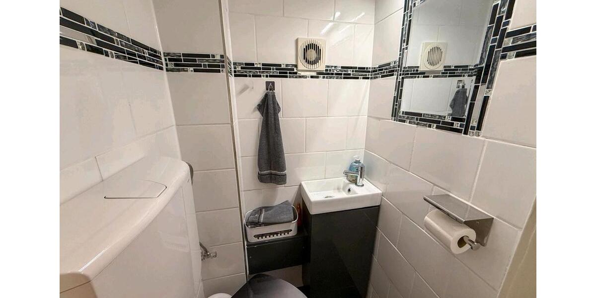 Reihenhaus Duisburg Hamborn - 5 Zimmer, 184 m&sup2;, 325.000&euro; | Angebot:27457386