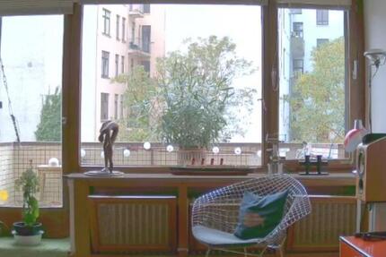 Wohnung zu verkaufen mit Garagen Zugang zur Wohnung !!!