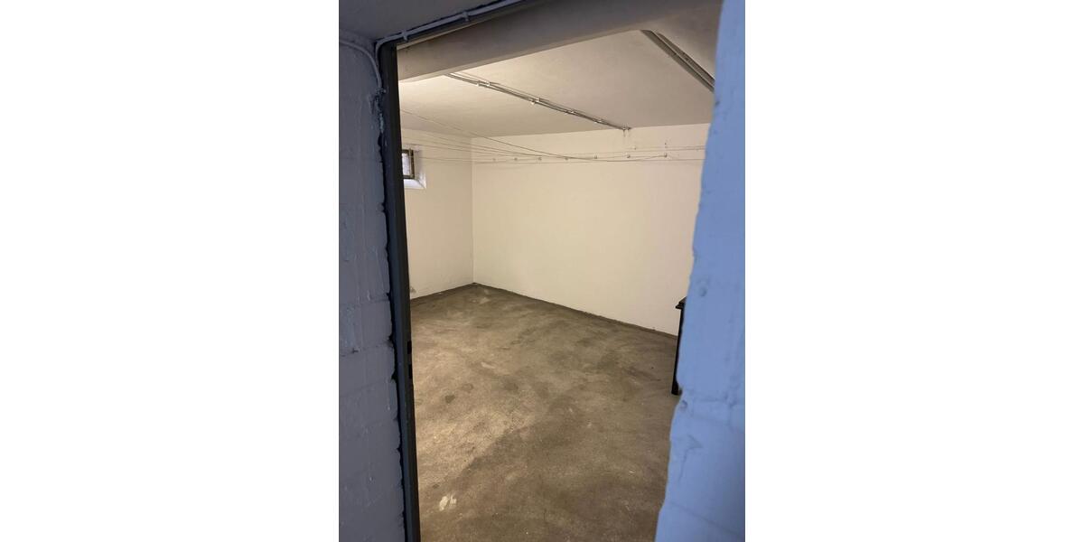 Etagenwohnung Essen Stadtbezirk VI - 4.5 Zimmer, 83 m&sup2;, 199.000&euro; | Angebot:27474993