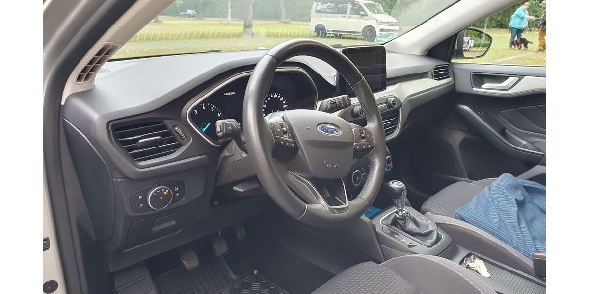 Ford Focus 42.500 km 13.550 &euro; Gladbeck 45968