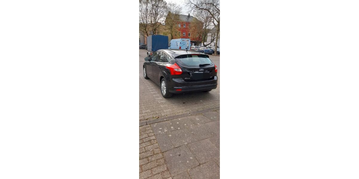 Ford Focus 53.680 km 7.000 &euro; Gelsenkirchen 45879