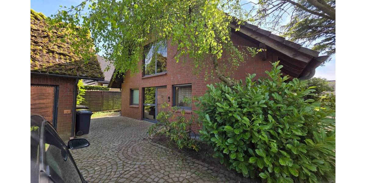 Zweifamilienhaus mit Einliegerwohnung in ruhiger Lage 6 zimmer