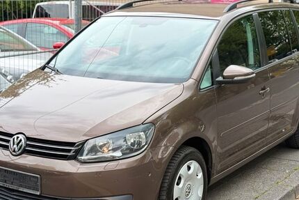 VW Touran 158.000 km 7.490 &euro; Castrop-Rauxel 44577