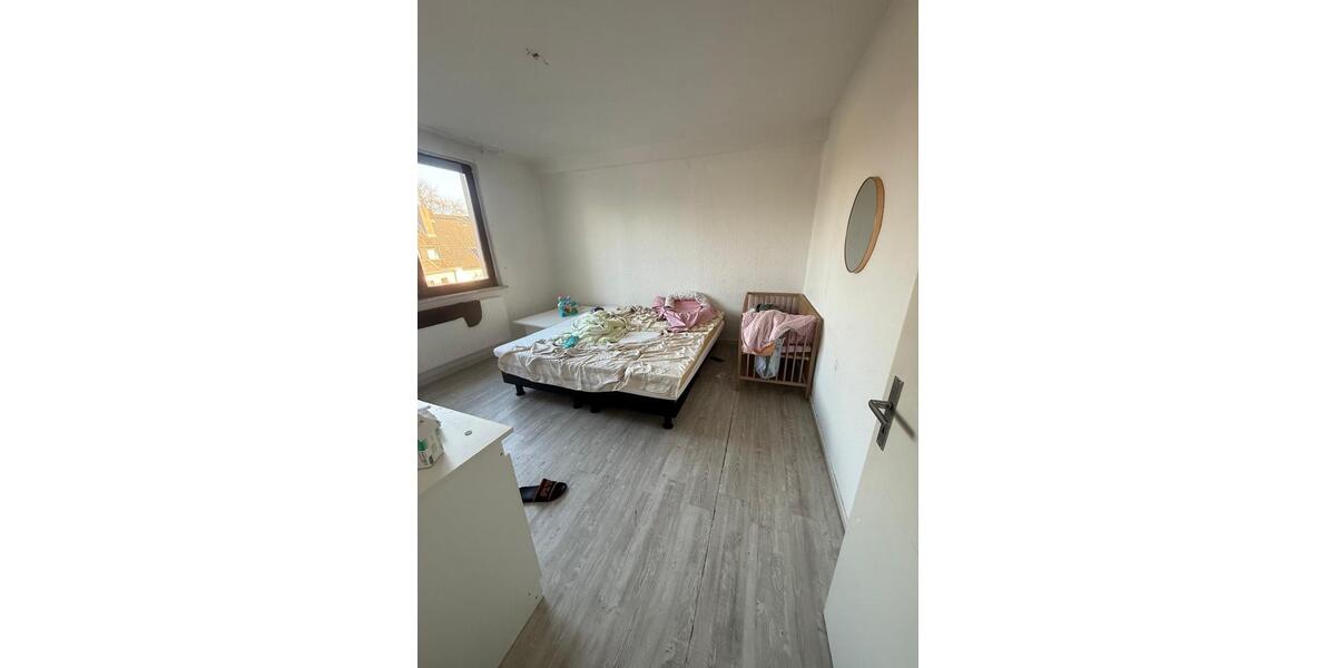 Etagenwohnung Duisburg Mittelmeiderich - 2 Zimmer, 53 m&sup2;, 475&euro; | Angebot:25830522