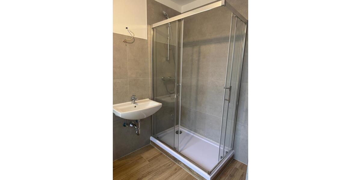 Erstbezug nach Renovierung – stilvolle 3,5 -Zimmer-Wohnung 3 zimmer