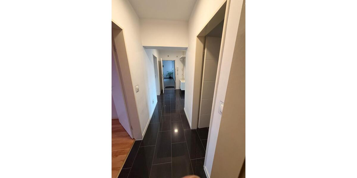 Etagenwohnung Duisburg Walsum - 3.5 Zimmer, 83 m&sup2;, 200.000&euro; | Angebot:26499494