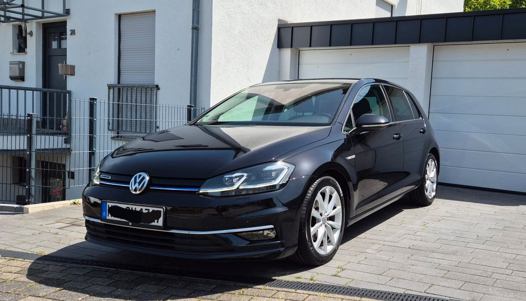 VW Golf 82.000 km 16.700 &euro; Velbert 42551