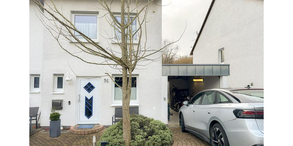 Modernes Reiheneckhaus mit Garten und Terrasse! 4.5 zimmer