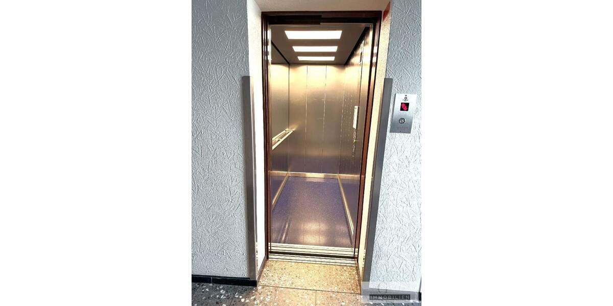 Zentral gelegene 4 Zimmer Wohnung mit Loggia in Essen 4 zimmer