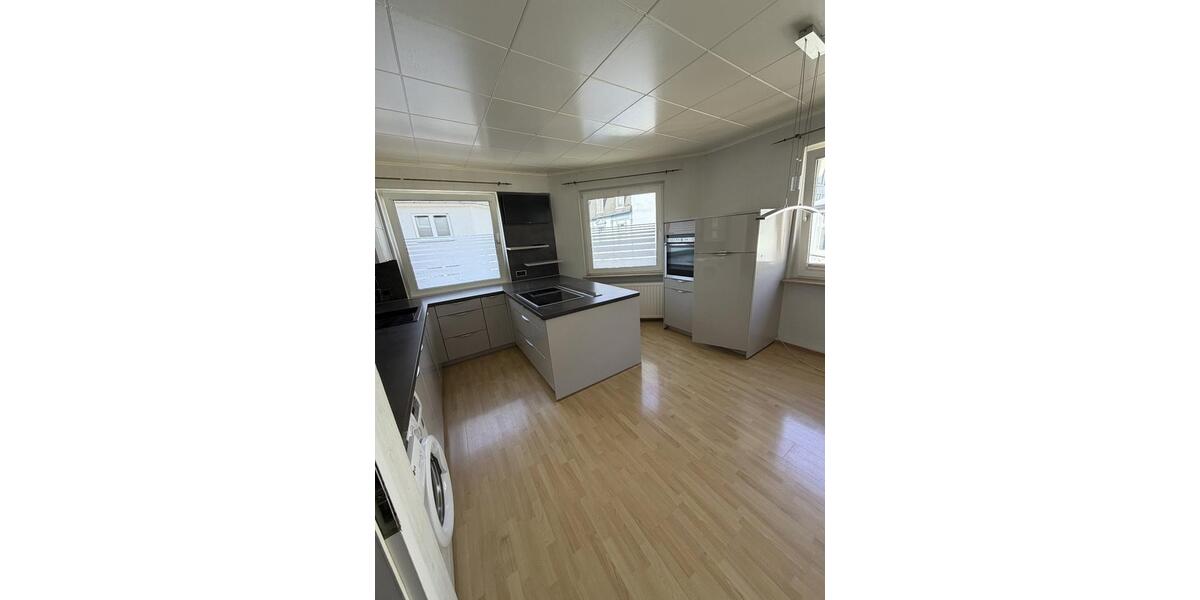 Etagenwohnung Wuppertal Gemarkung Langerfeld - 4 Zimmer, 99 m&sup2;, 220.000&euro; | Angebot:27467550