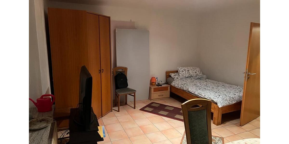 1ZKDB Wohnung im 1.OG in der Freiheitsstr. Zu vermieten 1 zimmer