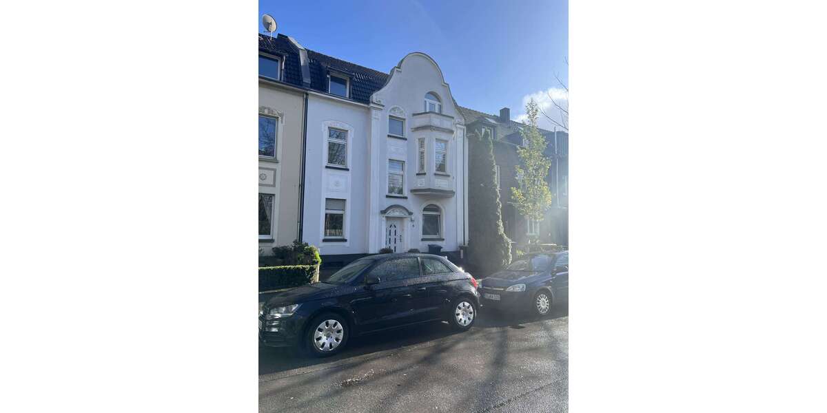 Einfamilienhaus Duisburg Mittelmeiderich - 7 Zimmer, 227 m&sup2;, 325.000&euro; | Angebot:27175836
