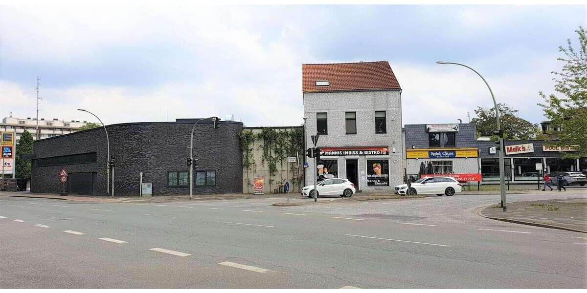 Haus zum Kaufen in Duisburg 580.000 € 775 m² 12 zimmer