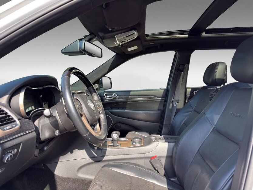 Jeep Grand Cherokee Summit H&K Pano ACC Motorproblem 158.176 km 9.900 € Wuppertal 42327