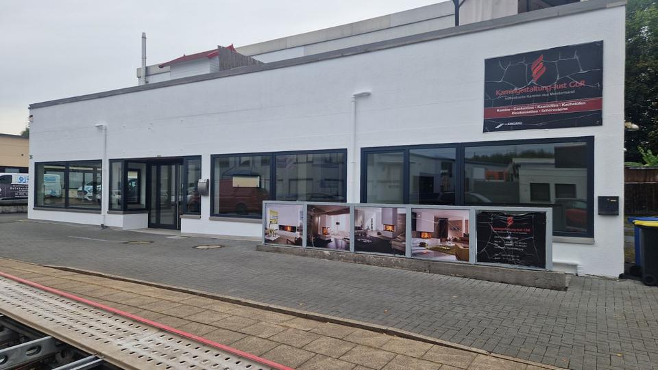 150m2 Büro Wellness Beauty Yoga Ausstellung Atelier Essen Kray UG zimmer