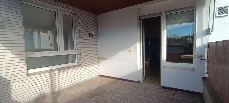 Nostalgie trifft Charme: 3,5-Zimmer-Wohnung auf 125 m² mit Terrasse 3 zimmer