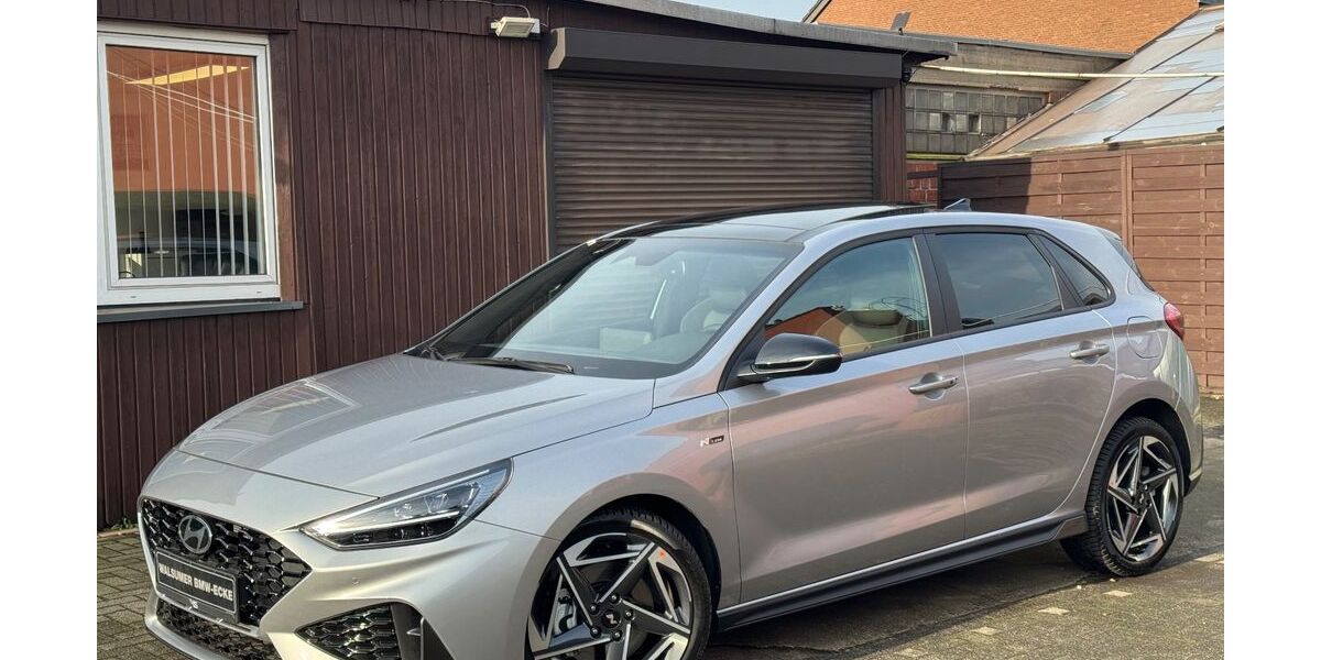 Hyundai i30 1.555 km 24.950 &euro; Duisburg 47179