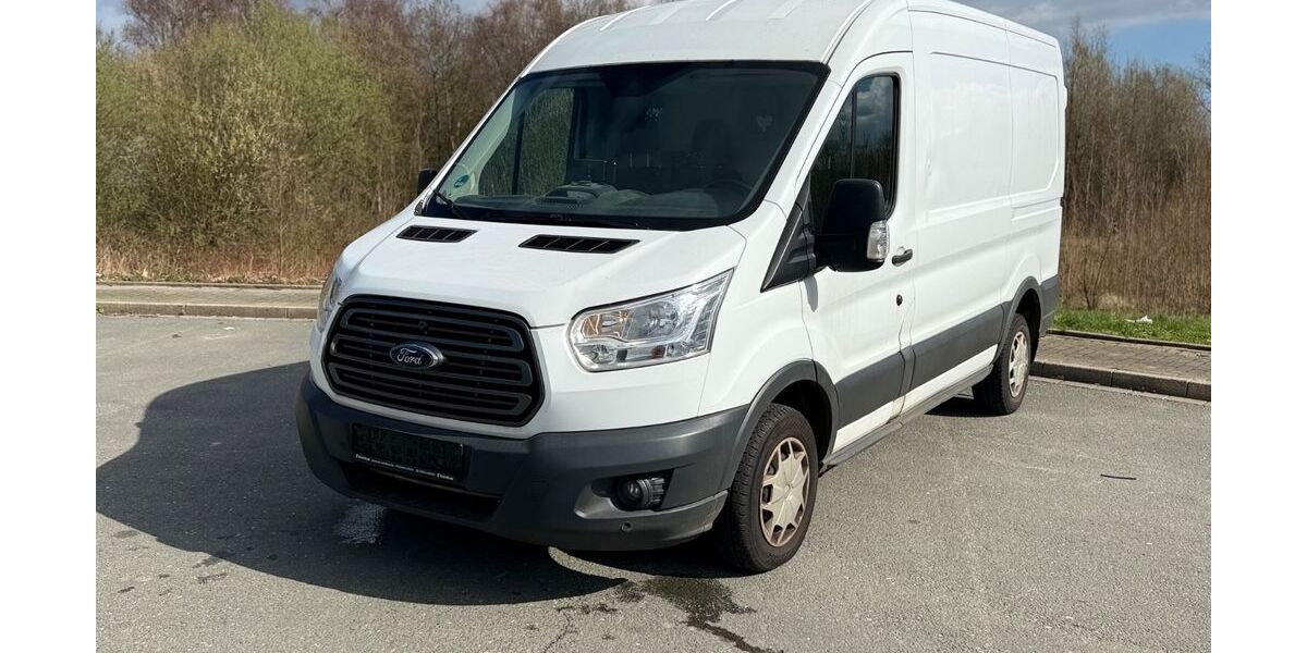 Ford Transit 181.000 km 9.000 &euro; Essen 45144
