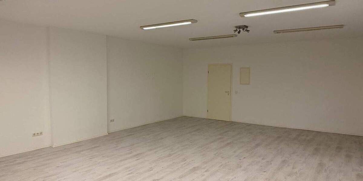 BüroPraxisLadenlokal zu vermieten zimmer