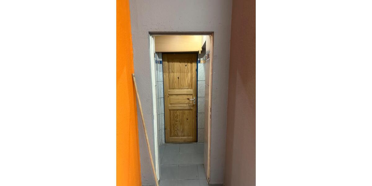 Lagerraum zu vermieten – ideal für Bar oder Café (Top Lage) zimmer