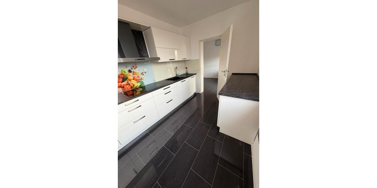Etagenwohnung Duisburg Walsum - 3.5 Zimmer, 83 m&sup2;, 200.000&euro; | Angebot:26499494