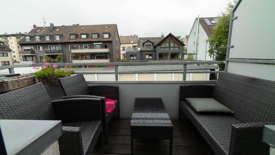 Dachgeschoßwohnung Essen Stadtbezirk VIII - 2.5 Zimmer, 55 m&sup2;, 440&euro; | Angebot:25330793