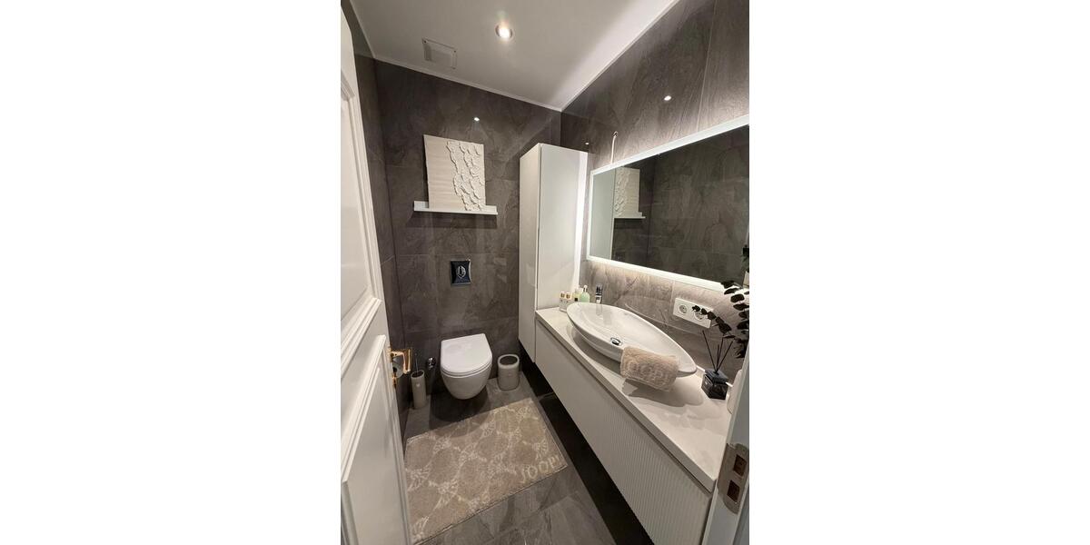 Exklusive und schicke Eigentumswohnung von privatErbpacht 4.5 zimmer