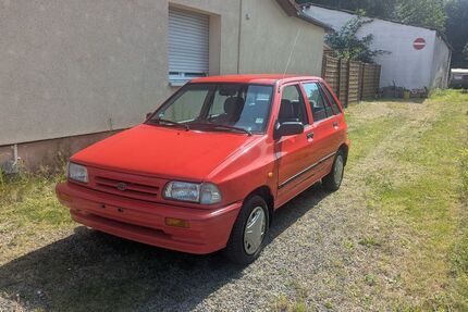 Kia Pride 56.000 km 1.999 € Oberhausen 46145