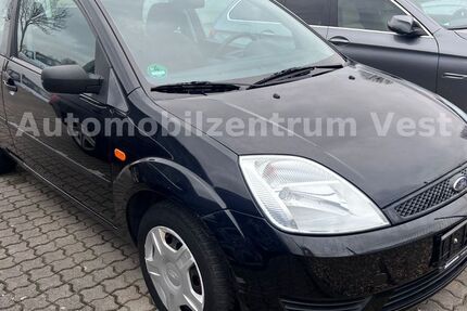 Ford Fiesta 86.000 km 2.480 &euro; Recklinghausen 45657