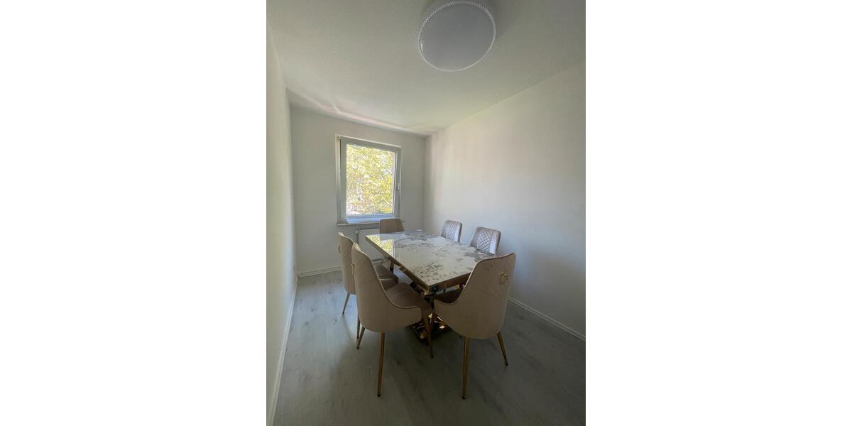 Etagenwohnung Gelsenkirchen Gelsenkirchen-Mitte - 3 Zimmer, 65 m&sup2;, 5.000&euro; | Angebot:26374534