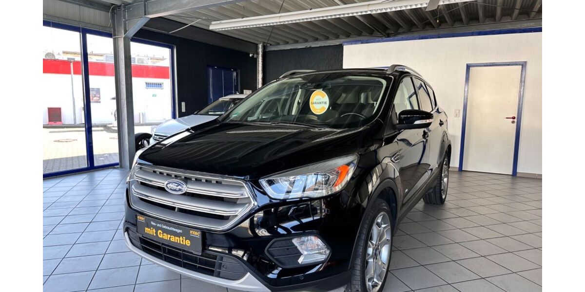 Ford Kuga 78.000 km 12.999 &euro; Bochum 44809