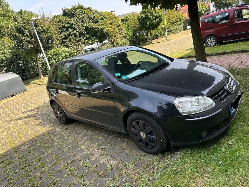 VW Golf V 171.000 km 2.600 € Duisburg 47051