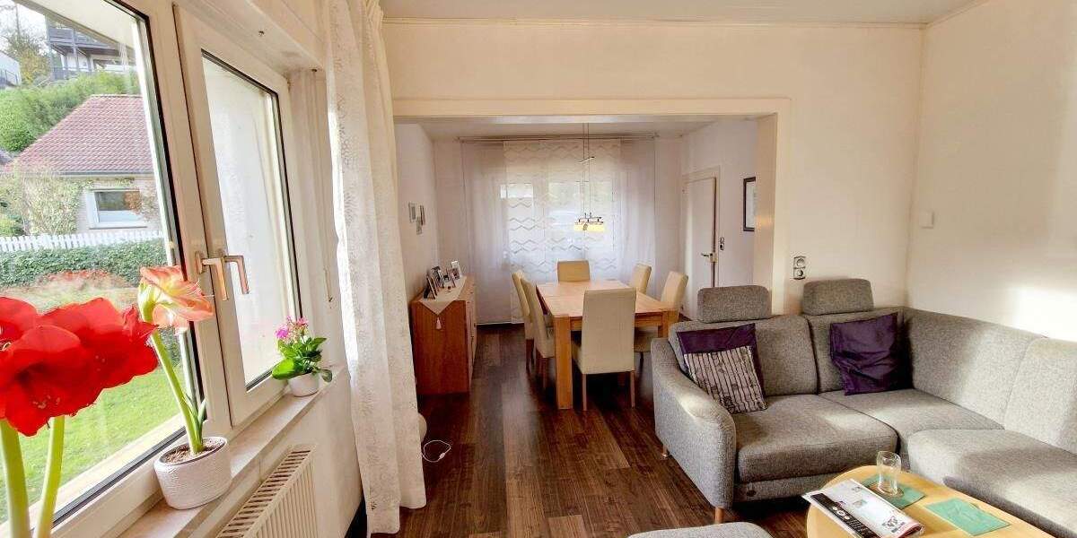 Einfamilienhaus Mülheim Holthausen - 5 Zimmer, 135 m&sup2;, 369.000&euro; | Angebot:25709884