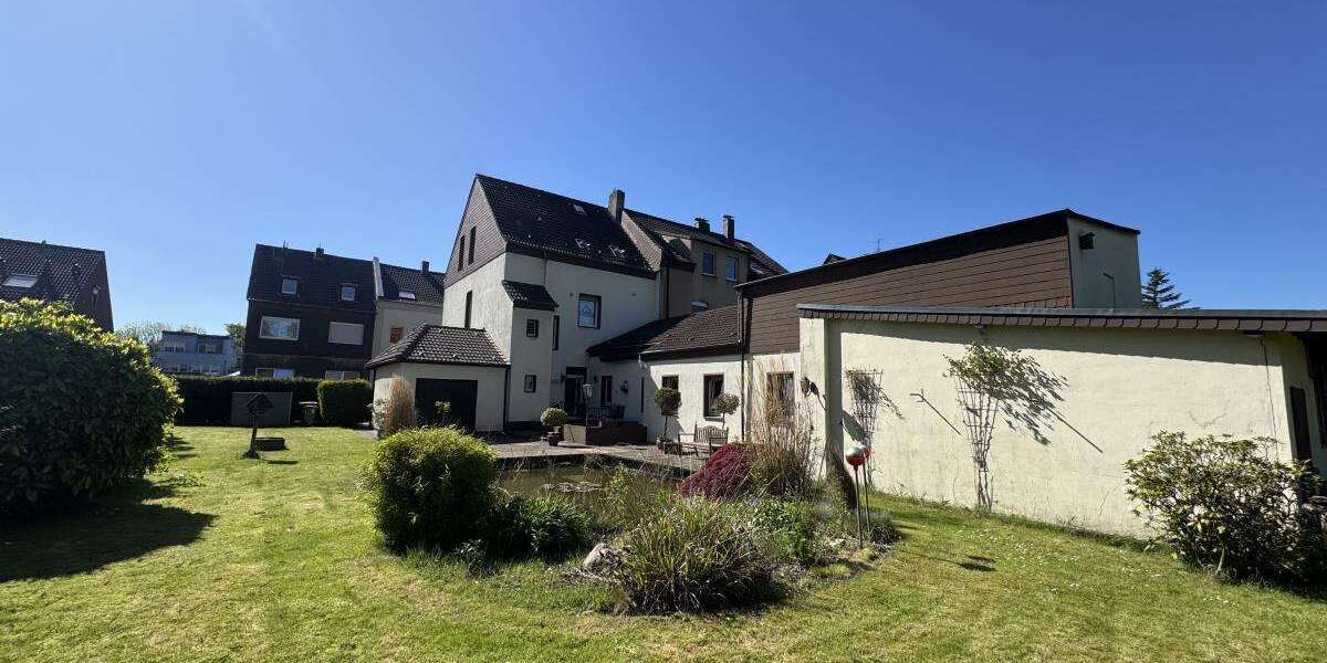 Einfamilienhaus Oberhausen Schmachtendorf - 10 Zimmer, 211 m&sup2;, 389.000&euro; | Angebot:26505672