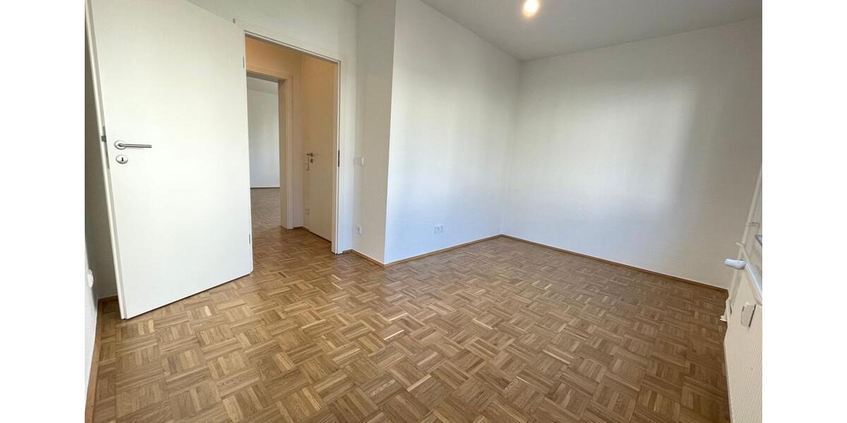 Erdgeschoßwohnung Essen Stadtbezirk IV - 3 Zimmer, 71 m&sup2;, 765&euro; | Angebot:26455650