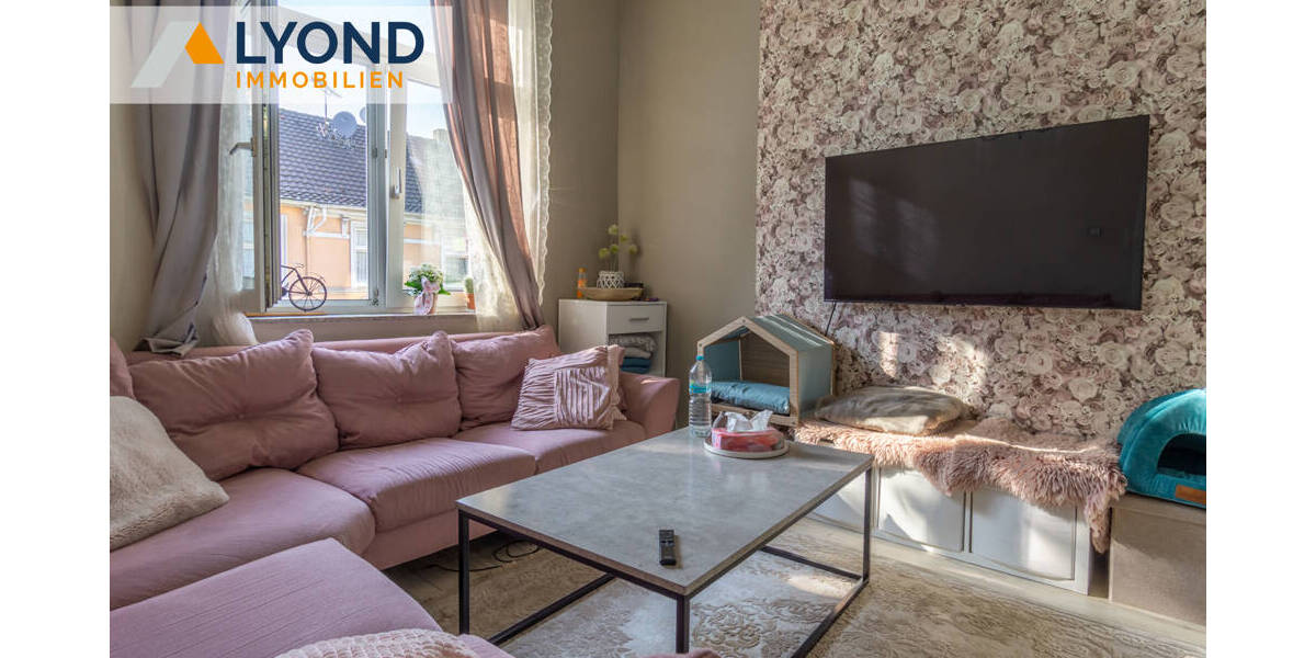 Charmante 4,5-Zimmer-Altbauwohnung mit Potenzial zur Teilung in zentraler Lage! 4 zimmer