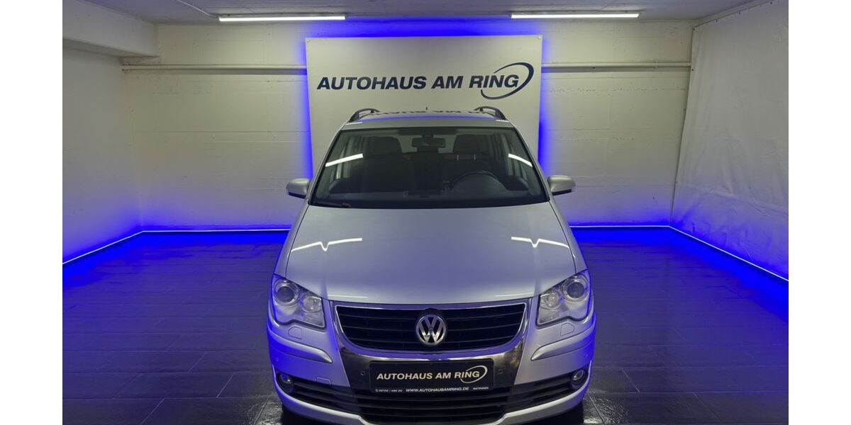 VW Touran 318.970 km 4.499 &euro; Ratingen bei Düsseldorf 40878