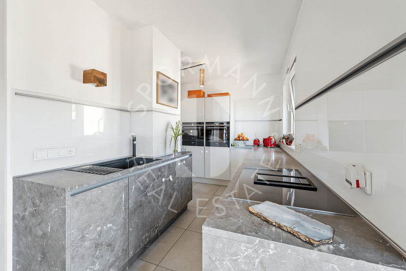 Hochwertige 4-Zimmer-Wohnung mit zwei Balkonen in gefragter Wohnlage 4 zimmer