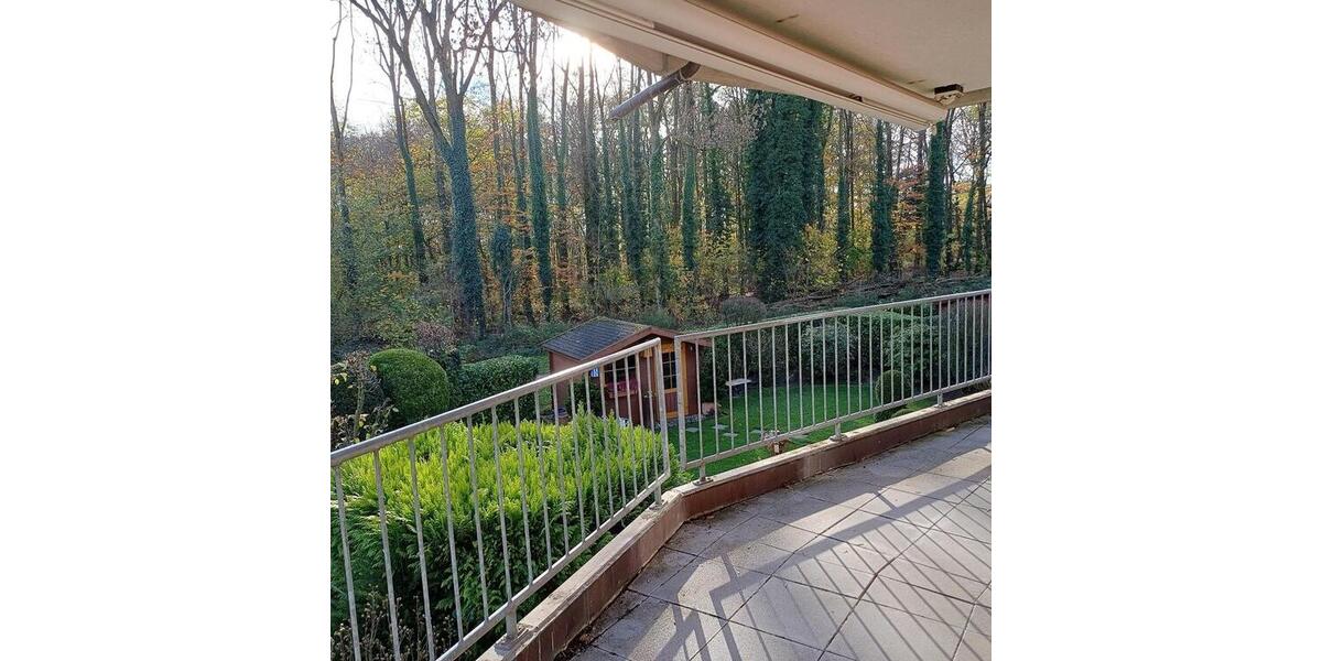 Etagenwohnung Bottrop Feldhausen - 3.5 Zimmer, 119 m&sup2;, 1.100&euro; | Angebot:25810856