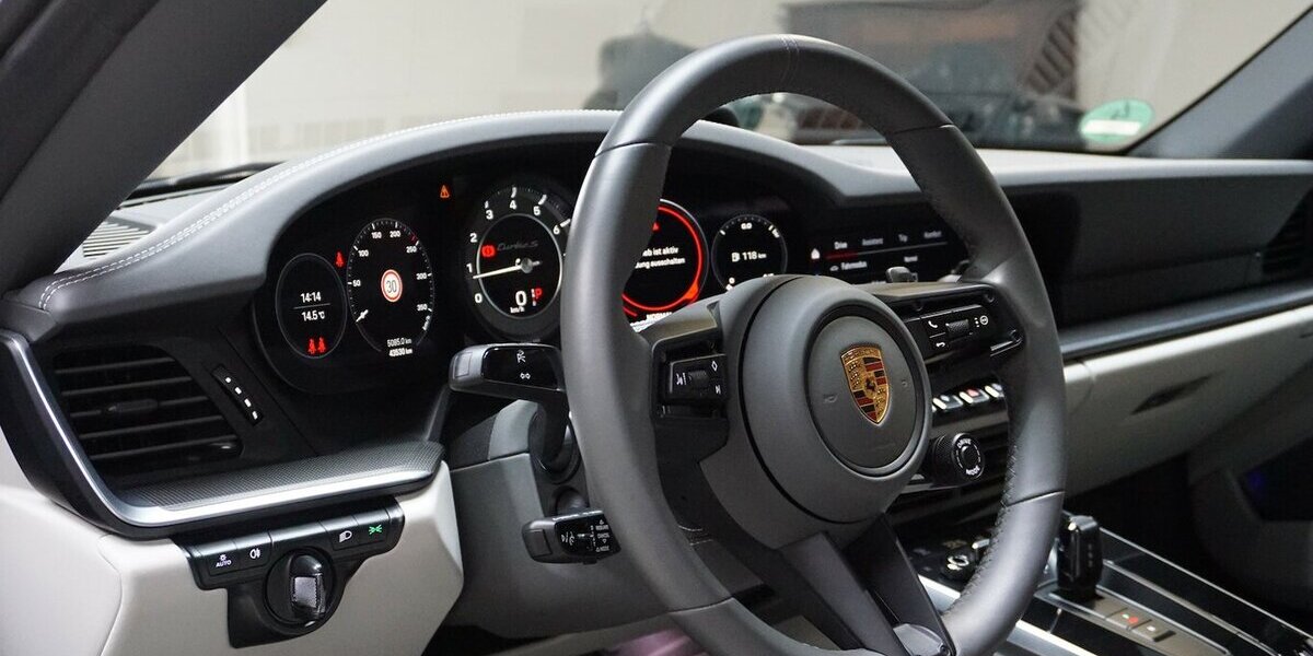 Porsche 911 992 Turbo S Lift Burm Carbon Approved 39.890 km 219.900 &euro; Wuppertal 42327