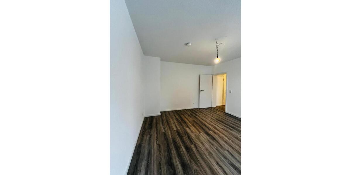 Tolle helle 2 Zimmer Wohnung mit BALKON 2 zimmer