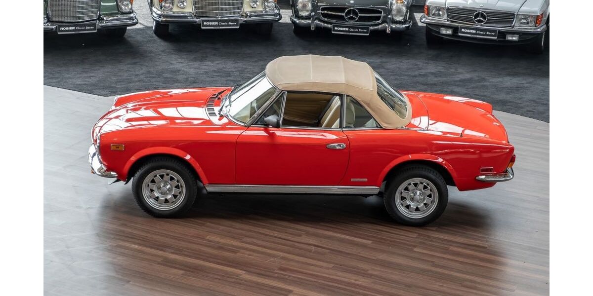 Fiat 124 Spider 25.000 km 25.900 &euro; Dinslaken 46537