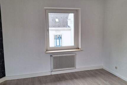 Wohnung Essen Frohnhausen - 3 Zimmer, 73 m&sup2;, 520&euro; | Angebot:23941829