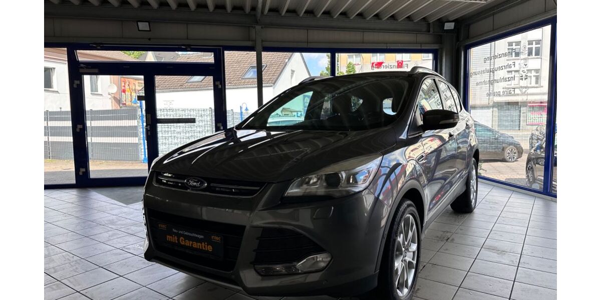 Ford Kuga 113.000 km 9.999 &euro; Bochum 44809