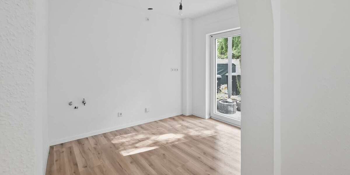 Etagenwohnung Essen Stadtbezirk VI - 3 Zimmer, 87 m&sup2;, 877&euro; | Angebot:27111823