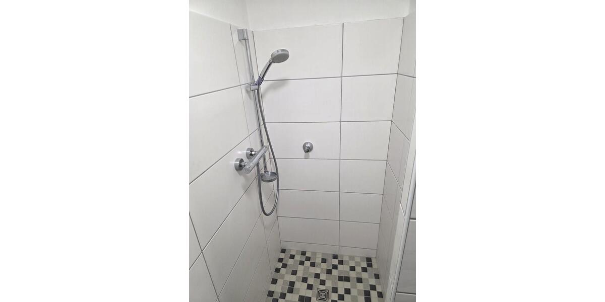 Schöne 2 Zimmer Wohnung in zentraler Lage zu vermieten 2 zimmer