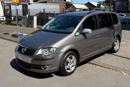 VW Touran 230.000 km 4.580 &euro; Duisburg 47226